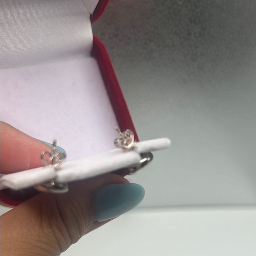Elegant yellow genuine citrine estate Silver stamped Stud Earrings - Picture 4 of 9